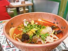 香菜牛肉-成都你六姐·牛肉冒菜·麻辣香锅(长泰广场店)