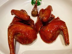 港式烤乳鸭-东富酒家(龙湖西溪天街店)