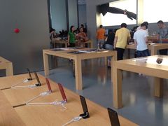 -Apple零售店(华贸购物中心店)