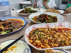 -洪霞餐馆
