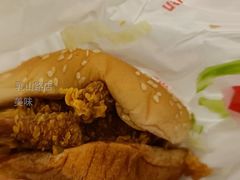 麦辣鸡腿汉-麦当劳(乳山路店)