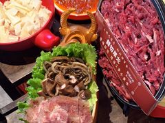 -醉董牛川派鲜肉自选火锅(烟台店)