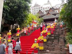 -勐巴拉娜西超级歌舞秀