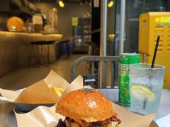 -shark burger·鲨鱼汉堡(交子大道店)