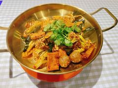 -小山城麻辣香锅(新邻生活广场店)