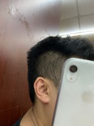 -HAIR CORNER