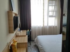 -城市便捷酒店(武汉万象城北湖正街店)