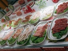 -四囍码头海鲜烧烤自助火锅(外滩南京东路悦荟广场店)