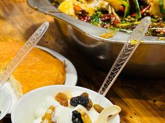 -乡土特色.冷锅鱼.牦牛肉汤锅