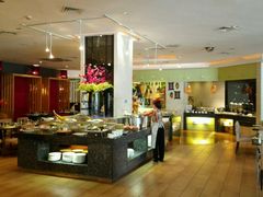 自助取餐区-圣廷苑酒店-世纪楼菲苑自助餐厅