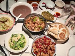 -湘西小馆(滨河路店)