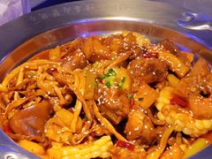 -徐记小怪兽肉蟹煲店(哈西万达金街店)