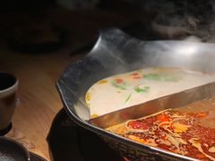 -湊湊火锅·茶憩(杭州湖滨银泰in77店)