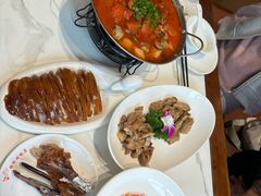 -梅利汴京烤鸭•开封豫菜地标店(东司门店)