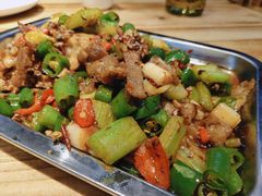 辣椒炒肉-川天喉重庆江湖菜