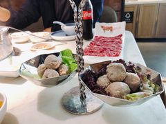 -左庭右院鲜牛肉火锅(浦江欢乐颂店)