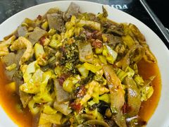 酸菜炒魔芋皮-胖哥家藏菜(护国路店)