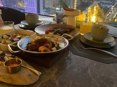 -Hi City·城市之巅