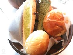 小面包-佐度王子扒房(天鹅湖店)