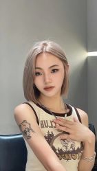 -藤野造型烫发染发