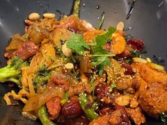 -醉人椒麻辣香锅(王府井喜悦店)