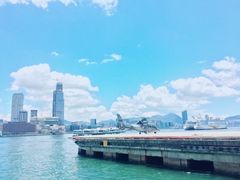 -香港回归祖国纪念碑