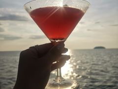 -Sunset Bar(丹绒亚路香格里拉店)
