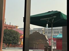 -星巴克(西安曲江银泰店)