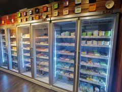 面包甜点陈列柜-四喜小胖·北京涮肉(五道营店)