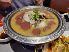 东北杀猪菜-金手勺东北菜馆(大屯北路店)