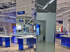 -优购镜仓(黄岛吾悦店)