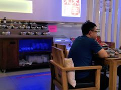 -毛辣果·贵州红酸汤牛肉火锅(西单店)