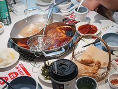 -左庭右院鲜牛肉火锅(金山万达店)
