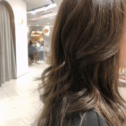 -苏豪路易士·嘉玛发廊