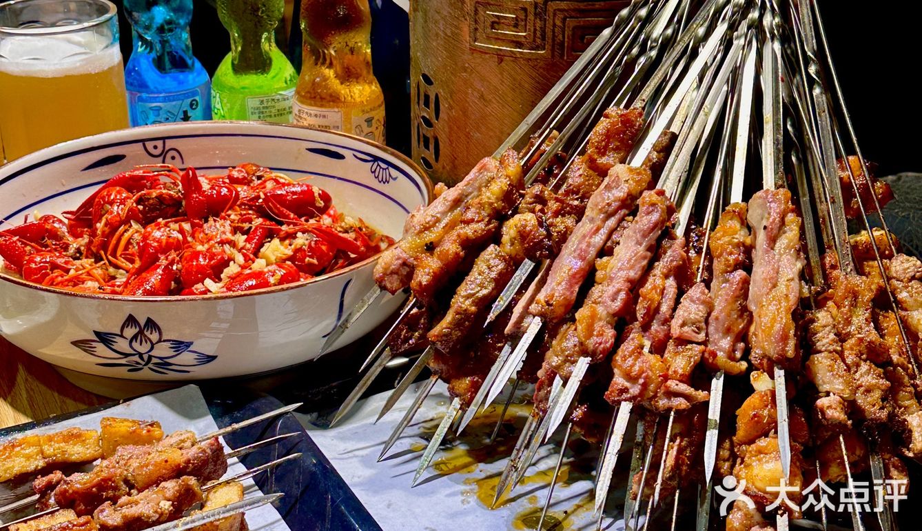 打工人速进‼这家烧烤餐吧治好了我的周一综合征