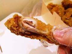 -BHC炸鸡(明洞总店)