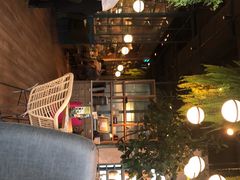 -Kub Kao Kub Pla (Terminal21)