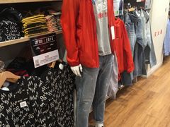 -优衣库(哈尔滨中央大街店)