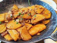 -红果树(江光店)