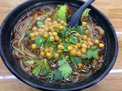 -耙豌豆重庆小面