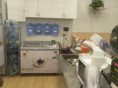 -一只酸奶牛(丹尼斯大卫城店)