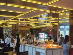 -大中华希尔顿酒店-念自助餐·嗨啤·小龙虾