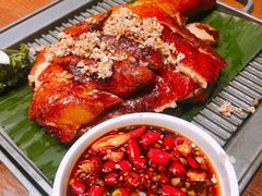 -老滇山寨•云南特色菜•地方菜•民族风情歌舞表演(金碧店)