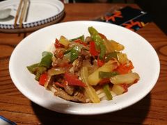 手搓拉条子-纳瓦新疆菜(银都店)