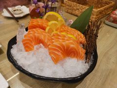 三文鱼刺身-河风精致寿司(双井店)