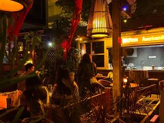 -城墙外BAR