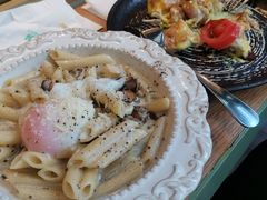 -玛格萝妮比萨屋(四平店)