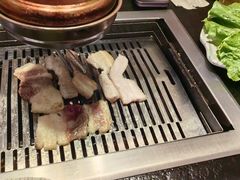 -臻牛烤肉