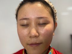 -贺加贝化妆美甲培训学校