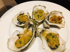 -大中华希尔顿酒店-念自助餐·嗨啤·小龙虾
